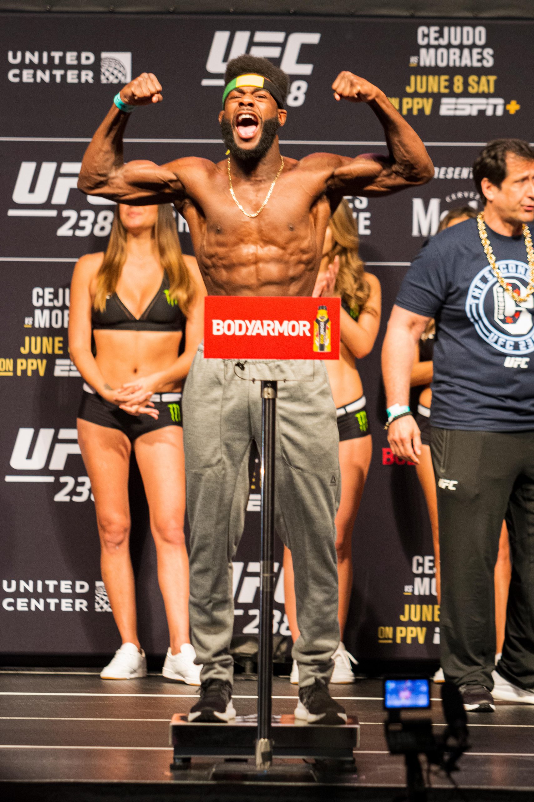Aljamain Sterling boxing